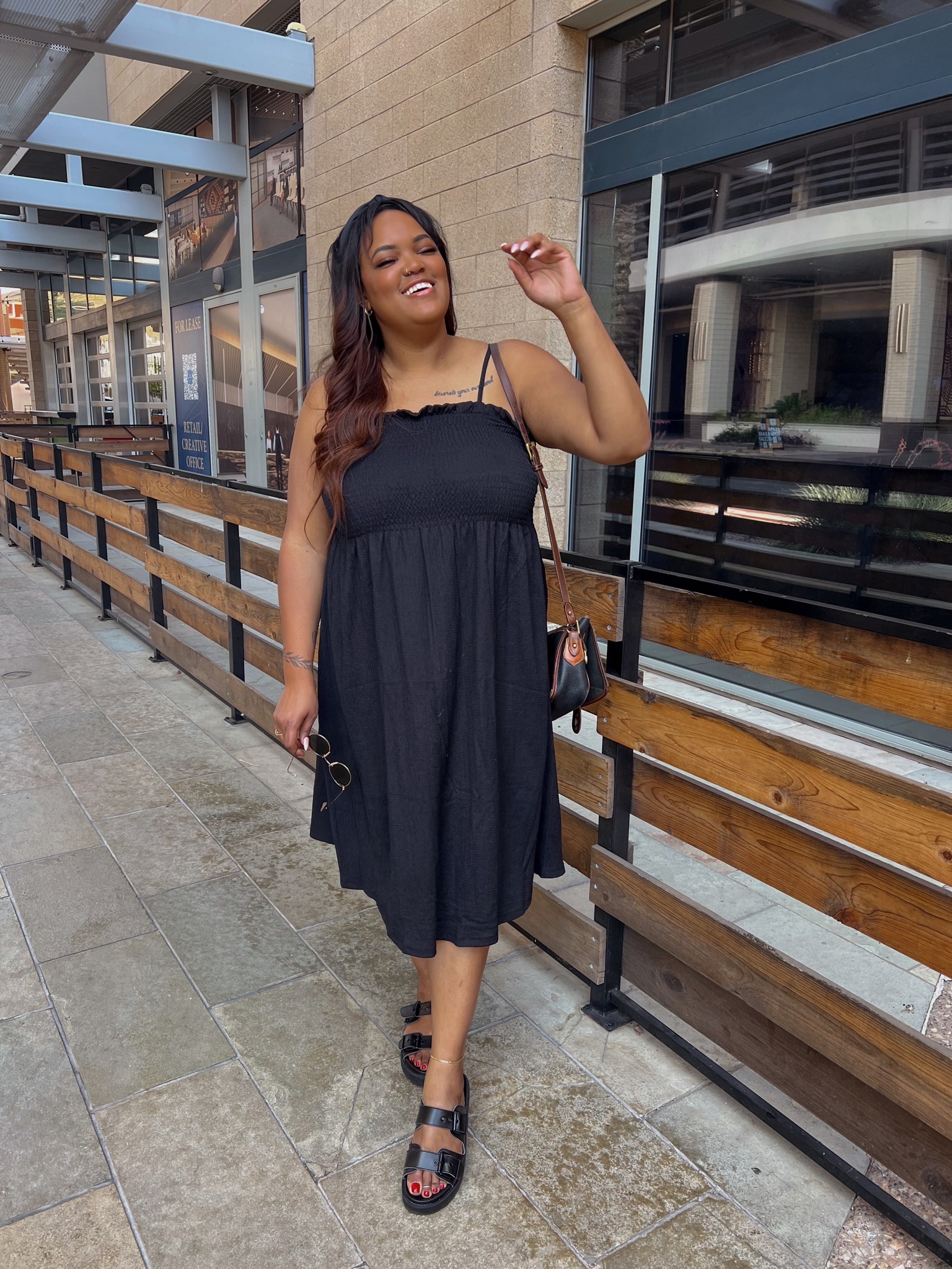 The Roundup – Cute Black Sandals You’ll Love This Summer