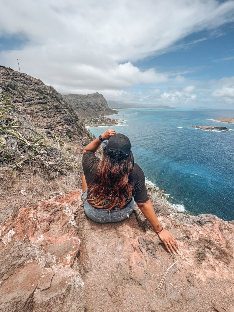 easy hikes in oahu - makapu'u lighthouse trail