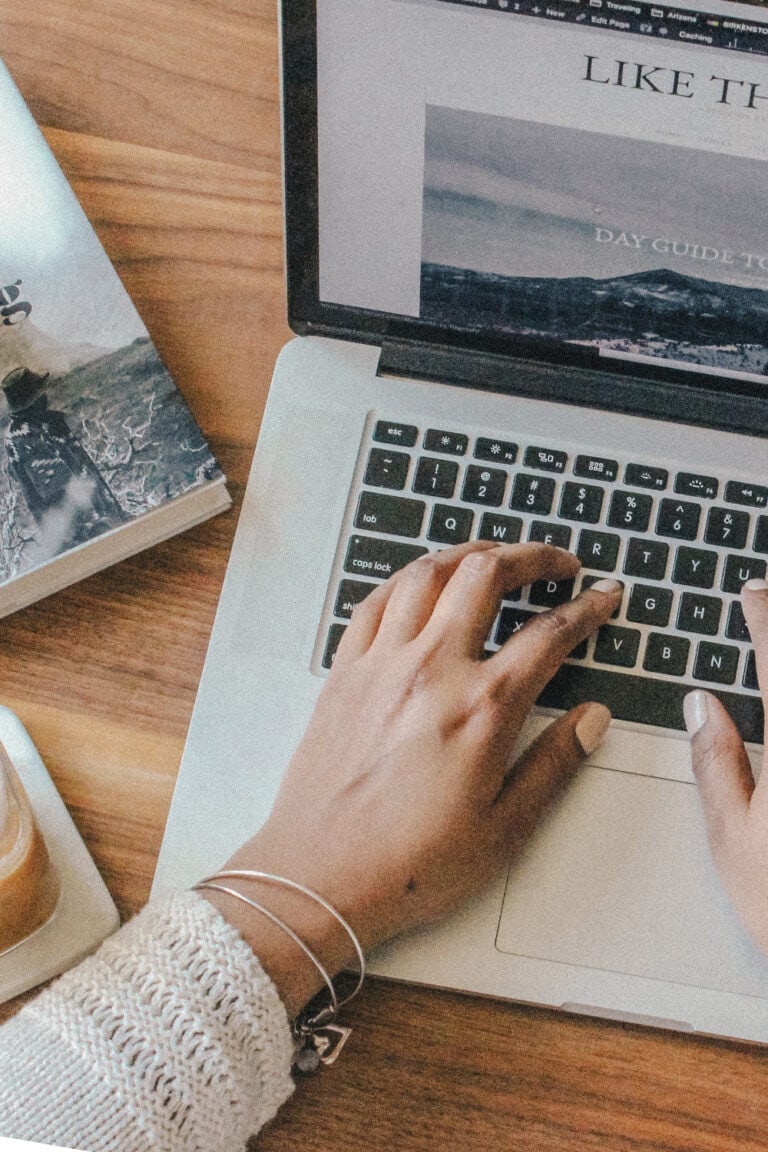 Travelpayouts Affiliate Program: How to Monetize Your Travel Blog