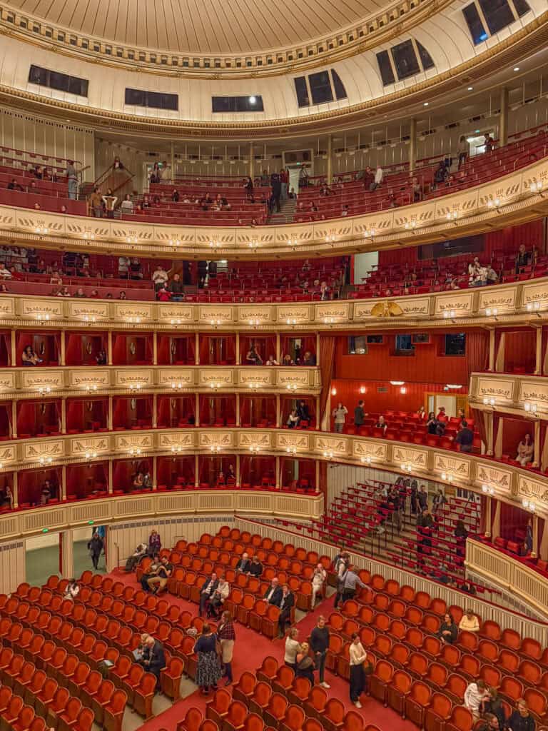 vienna opera house
